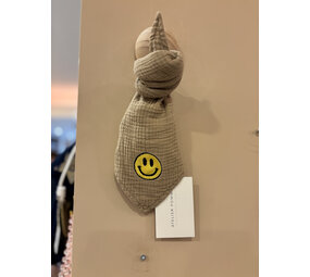 Atelier Pomme Atelier Pomme | Pacifier Cloth | Cuddle | Fine Brown | Keep On Smilin Atelier Pomme Atelier Pomme | Pacifier Cloth | Cuddle | Fine Brown | Keep On Smilin