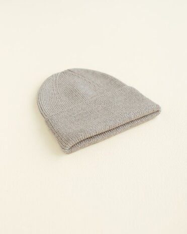 Hvid Hvid | Beanie Fonzie newborn | Pebble