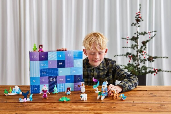 Plus Plus Plus - Plus | Advent Calendar | Santa's Northern Lights Adventure Plus-Plus