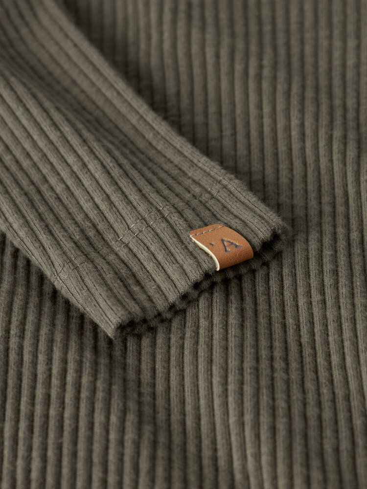 Lil ' Atelier Lil ' Atelier | NBMRAJO MAL LS SLIM BODY LIL | Sea Turtle