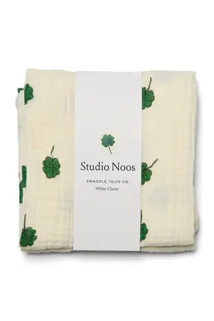 Studio Noos Studio Noos | Swaddle Print Medium | White Clover