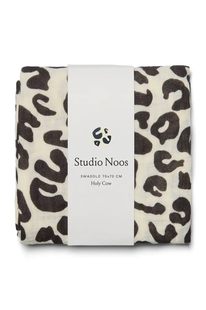 Studio Noos Studio Noos | Swaddle Print Medium | Holy Cow Studio Noos Studio Noos | Swaddle Print Medium | Holy Cow