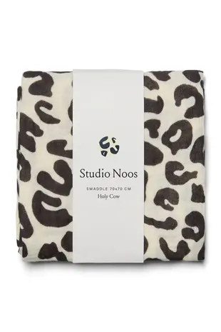 Studio Noos Studio Noos | Swaddle Print Medium | Holy Cow Studio Noos Studio Noos | Swaddle Print Medium | Holy Cow