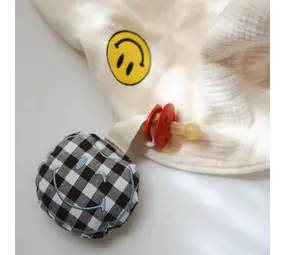 Atelier Pomme Atelier Pomme | Pacifier Cloth | Pomme | Checked Bisous Brique Atelier Pomme Atelier Pomme | Pacifier Cloth | Pomme | Checked Bisous Brique