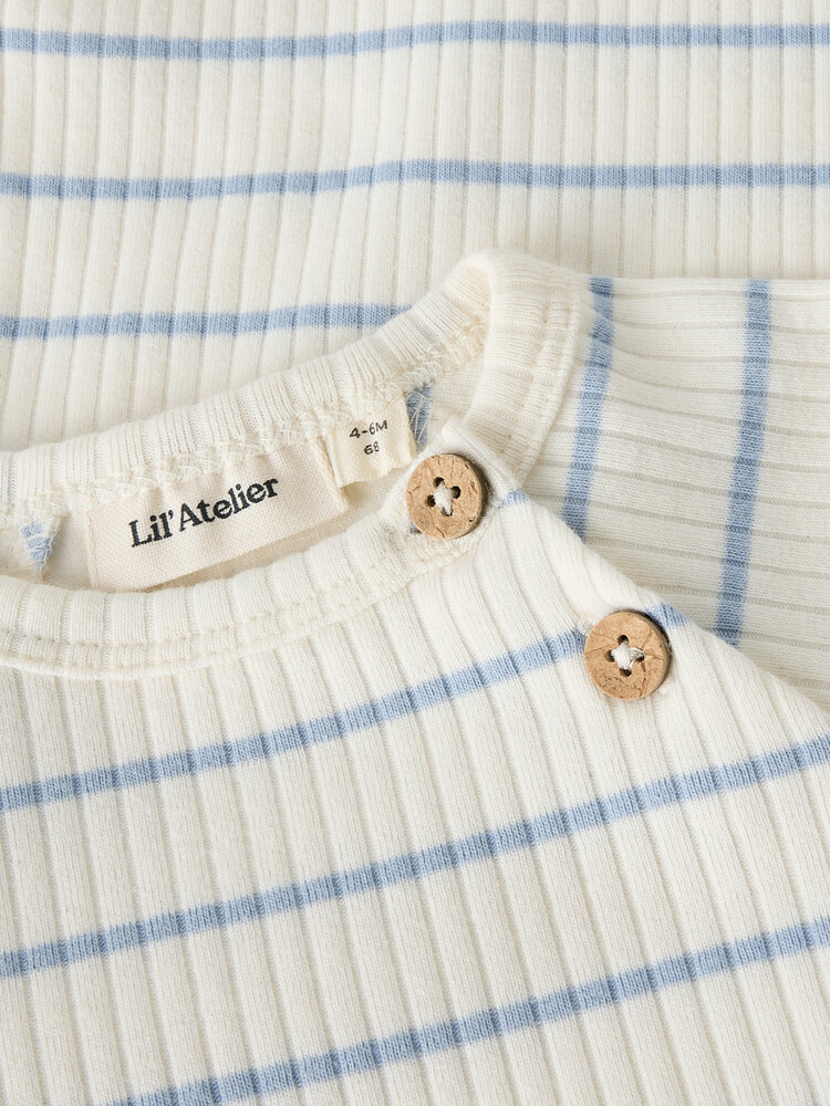 Lil ' Atelier Lil ' Atelier | NBMKAIL LS SLIM BODY LIL NOOS | Coconut Milk ZEN BLUE