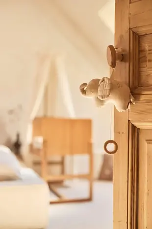 Jollein Jollein | Muziekhanger | Elephant Tales