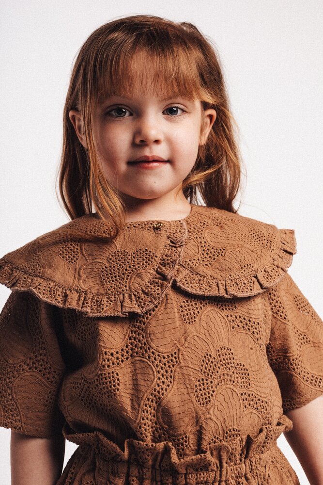 Baje Studio Baje Studio | Noja | Brown coconut