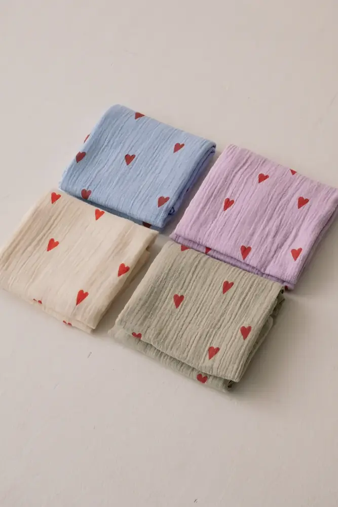 Studio Noos Studio Noos | Swaddle Print Large | Beige Hearts