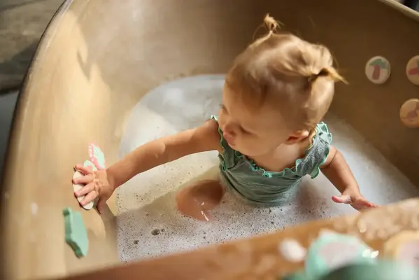 Jollein Jollein | Badmemory | Kangaroots