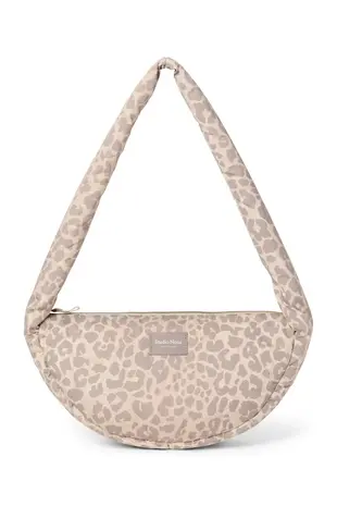 Studio Noos Studio Noos | Puffy mini cross body bag | Beige leopard