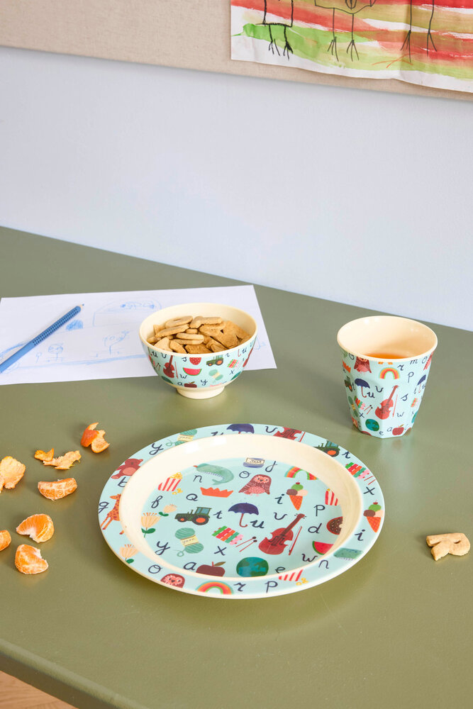 Rice Everyday Magic Rice | Melamine Kinderbord with ABC Print | Blue