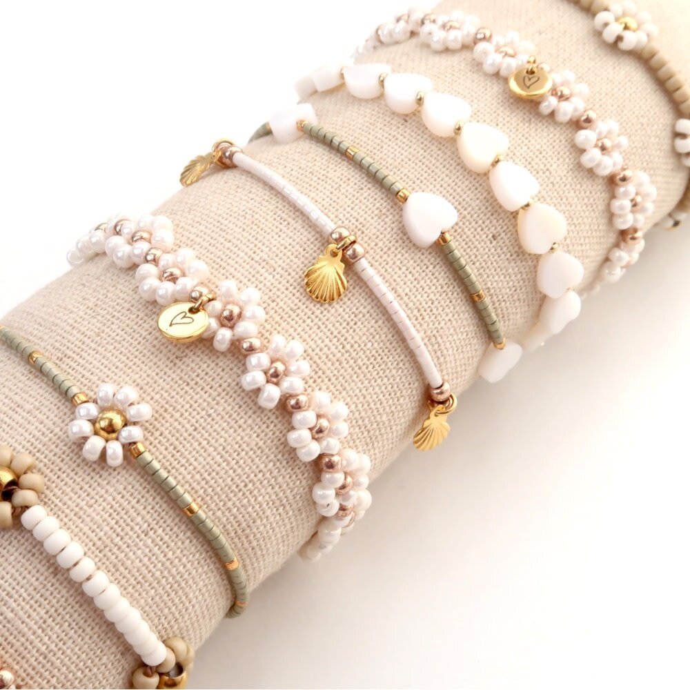 LOVE issue LOVE issue | Bracelet | Daisy | Pearl T2
