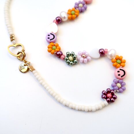 LOVE issue LOVE issue | Necklace | Shortie daisy smiley