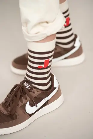 Jenest Jenest | J Stripe Socks | Off White Brown