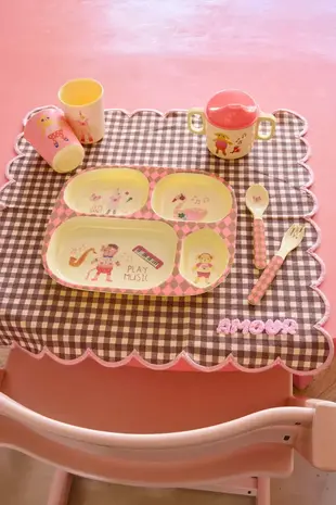 Rice Everyday Magic Rice | Kinderbord met 4 Compartimenten | Music Band | Pink Rice Everyday Magic Rice | Kinderbord met 4 Compartimenten | Music Band | Pink