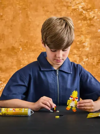 Plus Plus Plus - Plus | Tube Angry Birds | Chuck 100 stuks Plus Plus Plus - Plus | Tube Angry Birds | Chuck 100 stuks