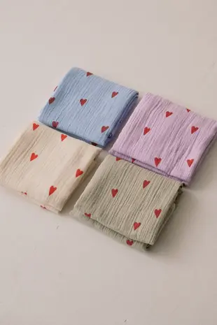 Studio Noos Studio Noos | Swaddle Print Medium | Natural Hearts