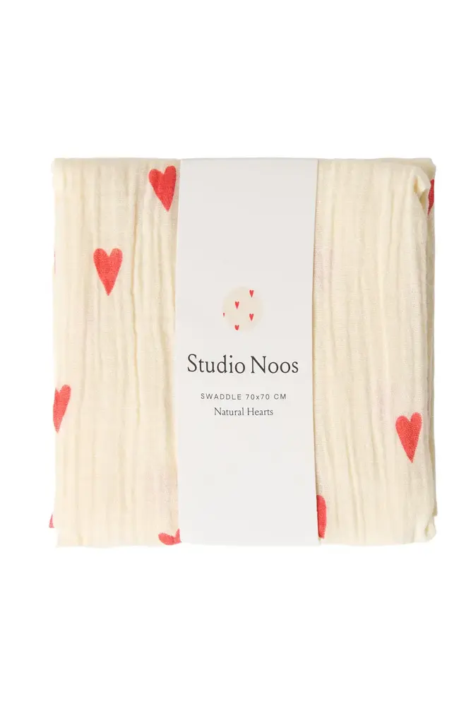 Studio Noos Studio Noos | Swaddle Print Medium | Natural Hearts