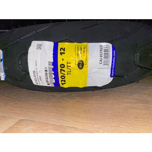 Michelin Band MICHELIN Bopper 120/70-12 TL/TT 51L Michelin Band MICHELIN Bopper 120/70-12 TL/TT 51L