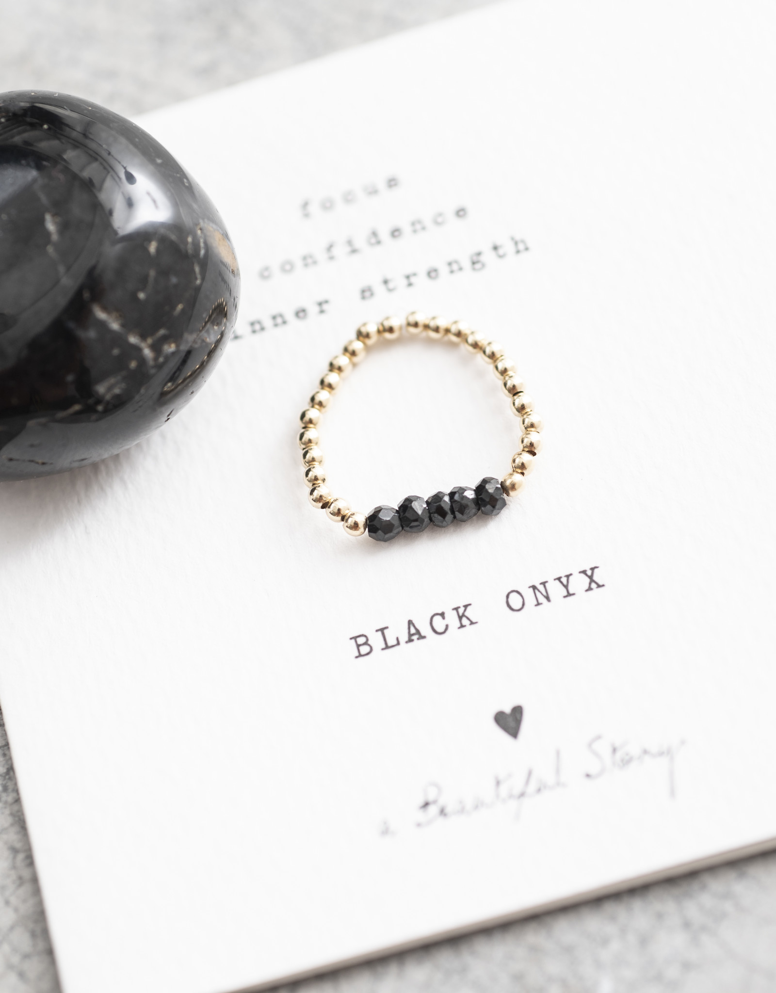 A Beautiful Story Ring 'Beauty' - Black Onyx Goud