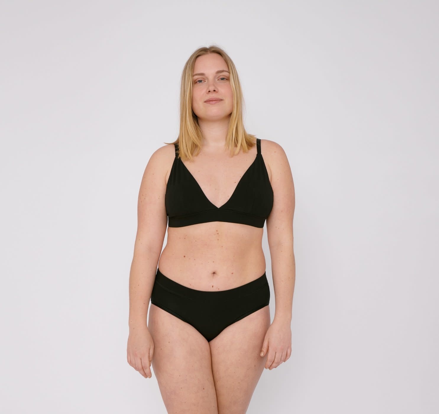 Organic Basics Organic Cotton Briefs 2-Pack Black