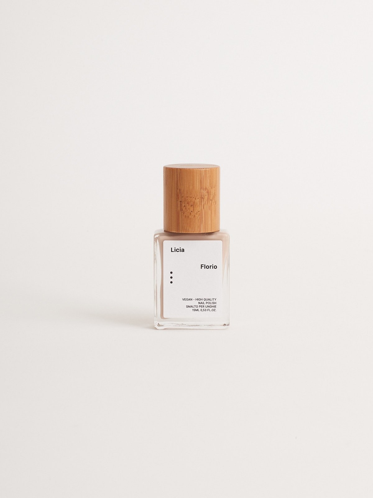 Licia Florio Nagellak MANDORIA