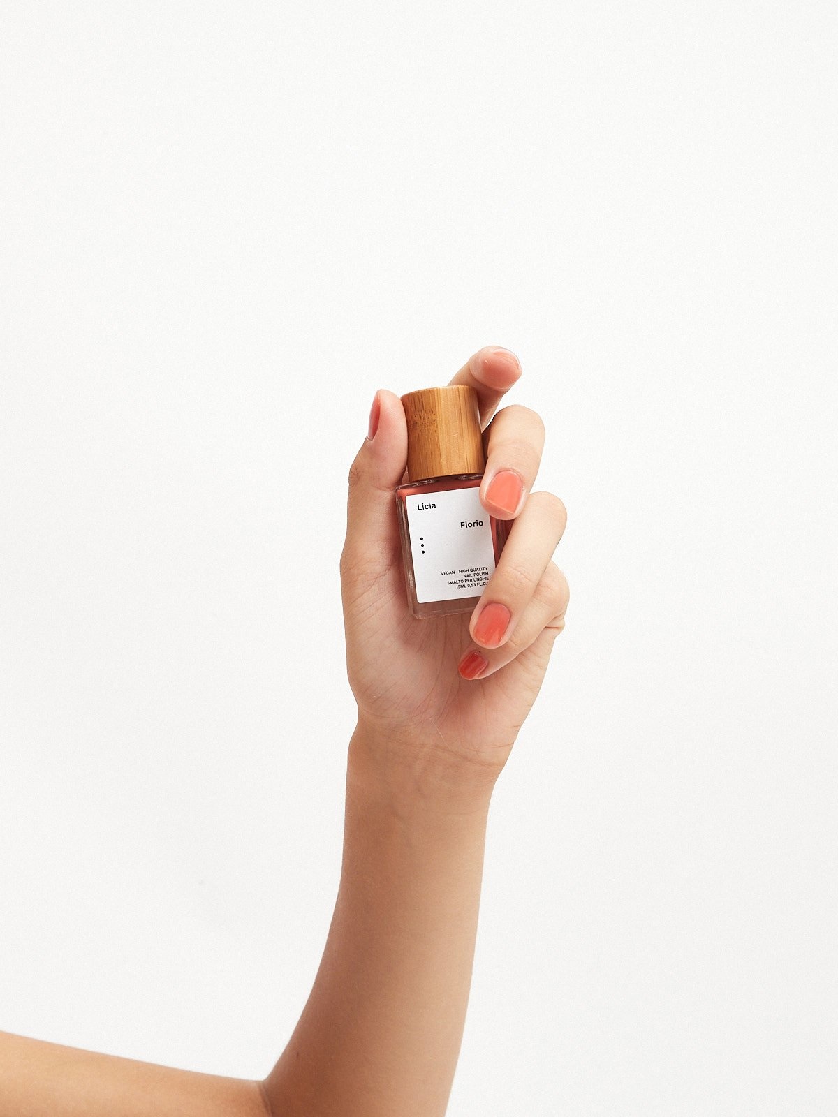 Licia Florio nagellak PESCA