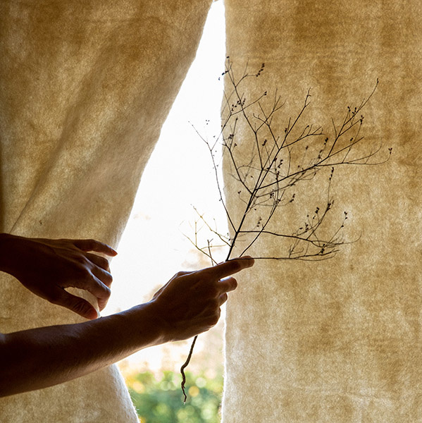 Mushkane japanese panel 'Juno' - felt / cotton