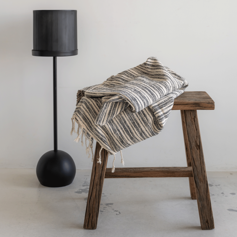 Urban Nature Culture kruk 'Concious' - gerecycled hout
