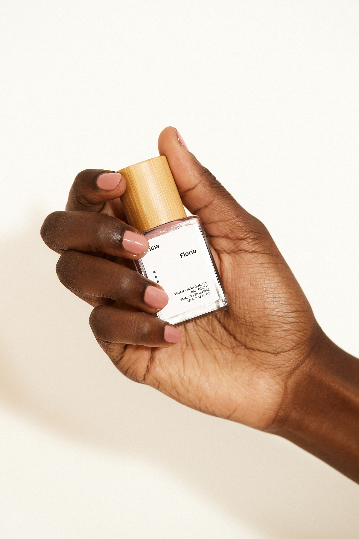 Licia Florio nagellak CLAY