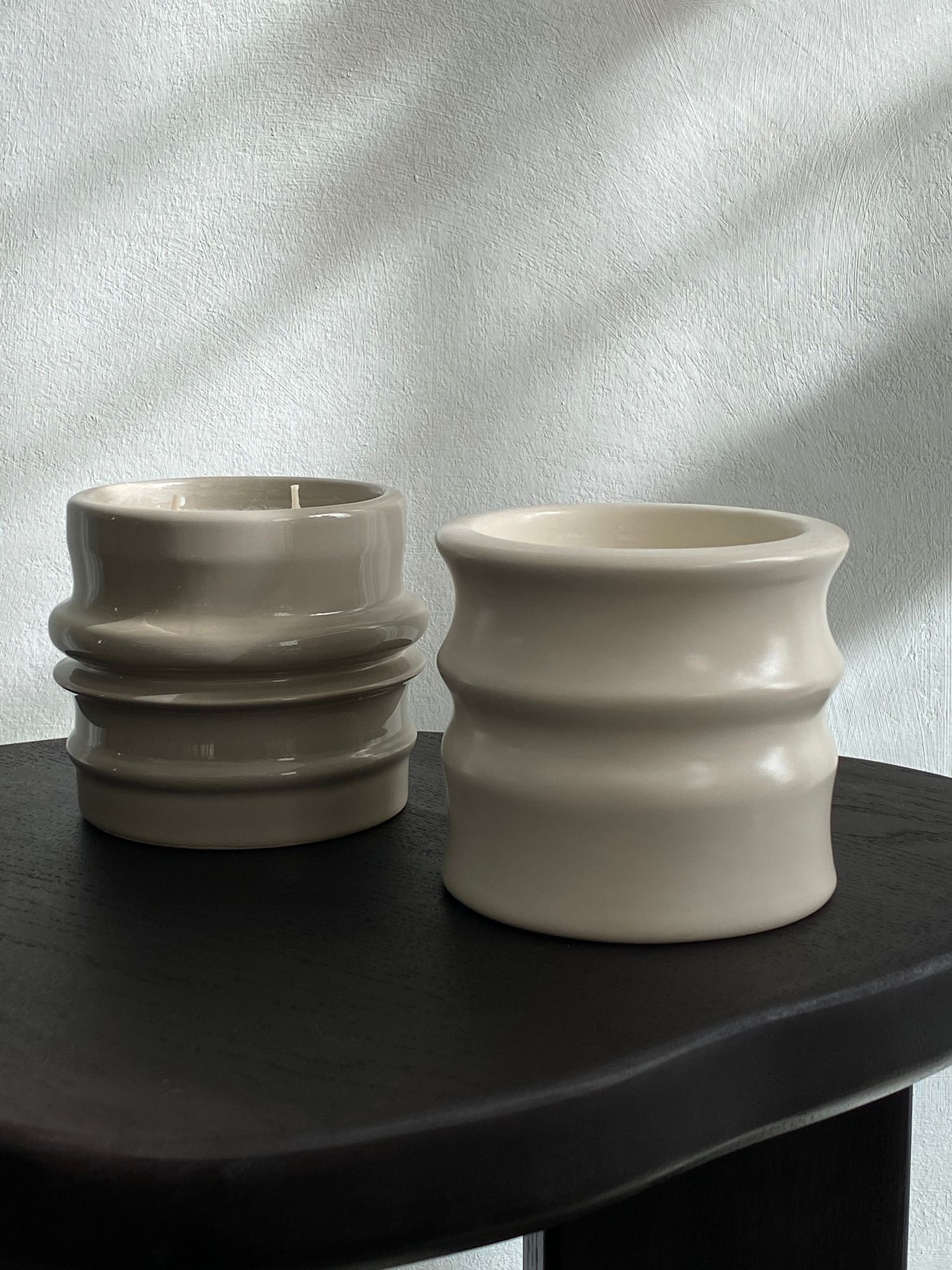 geurkaars Shape 03.01 concrete - Bois de Saffron