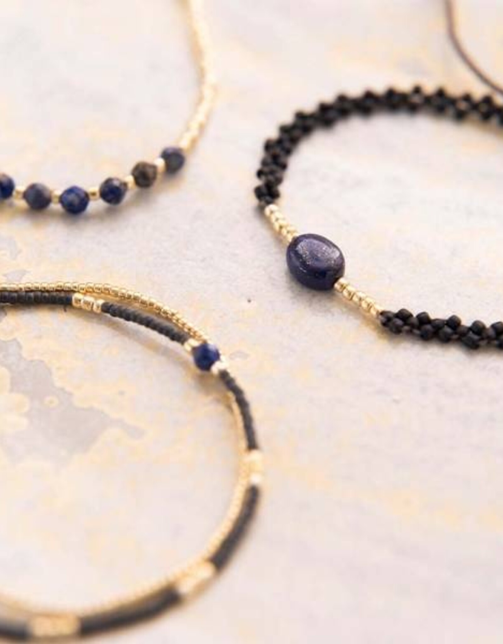 A Beautiful Story bracelet 'Emotion' gold - lapis lazuli