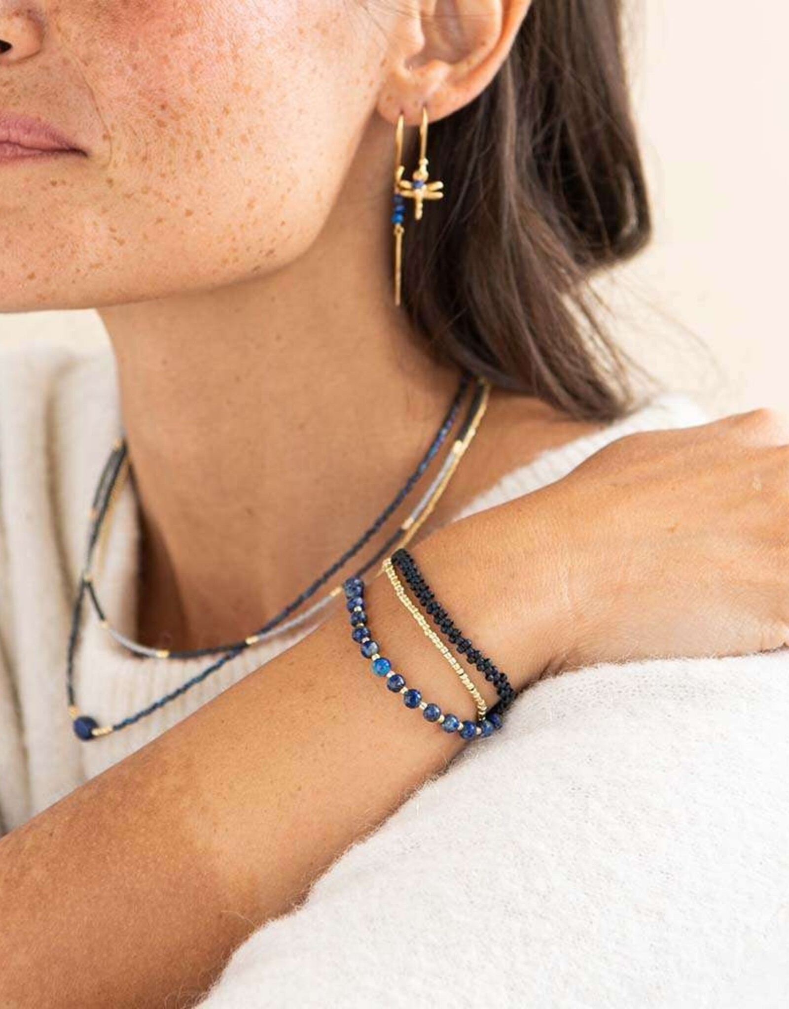 A Beautiful Story armband 'Beloved' - lapis lazuli