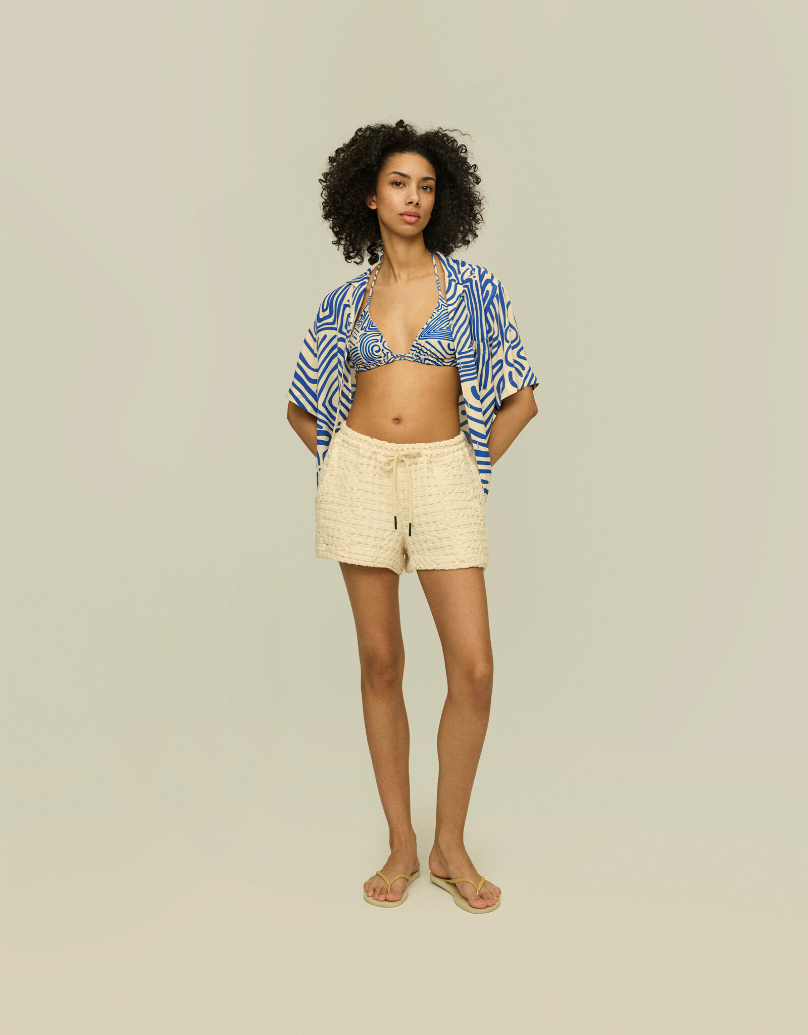 OAS Compagny shorts 'Drizzle Waffle' - ecru