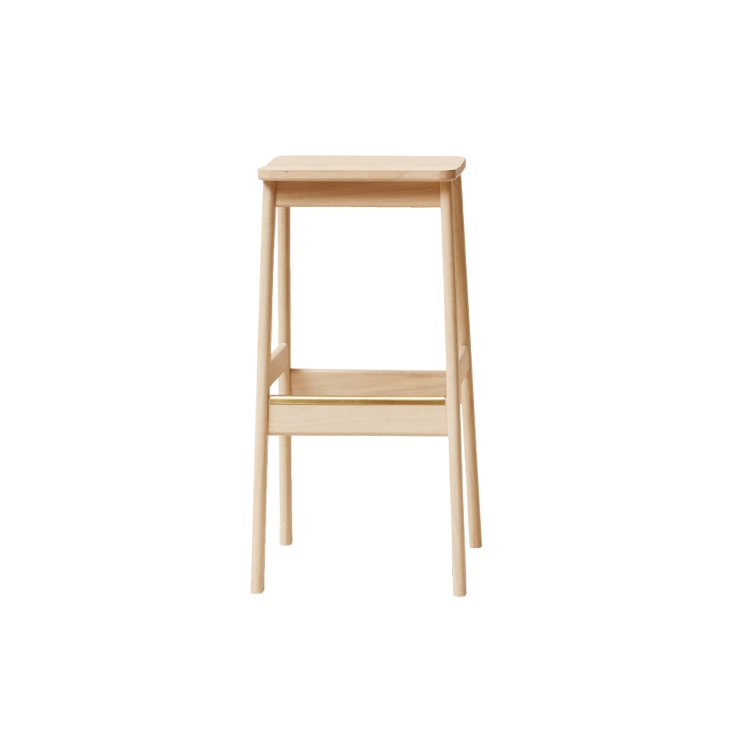 Form & Refine barkruk 'Angle' 65 - beuken