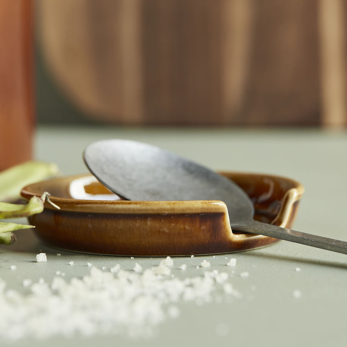 Nicolas Vahe spoon rest 'Barn' - stoneware