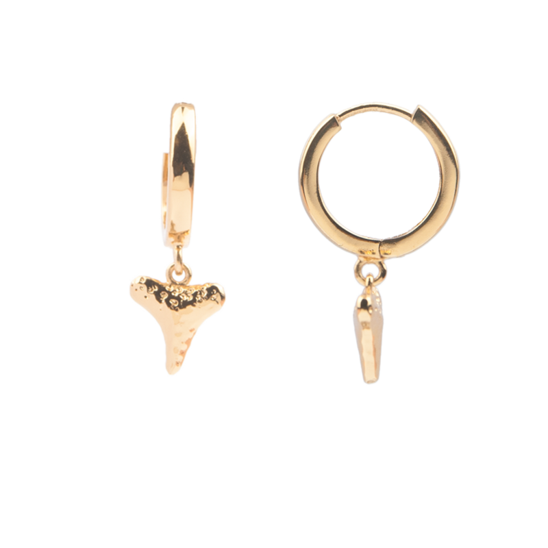 All the Luck in the World oorbel 'Tooth' - goldplated