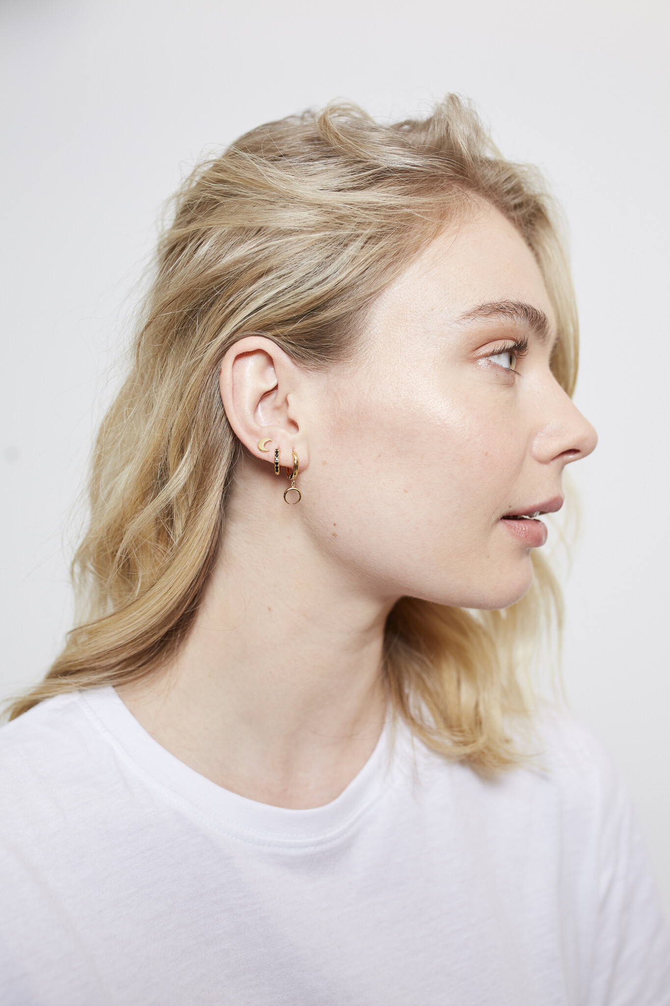 All the Luck in the World earring 'Horn' - goldplated