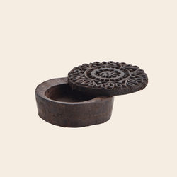Madam Stoltz box 'India' - recycled wood