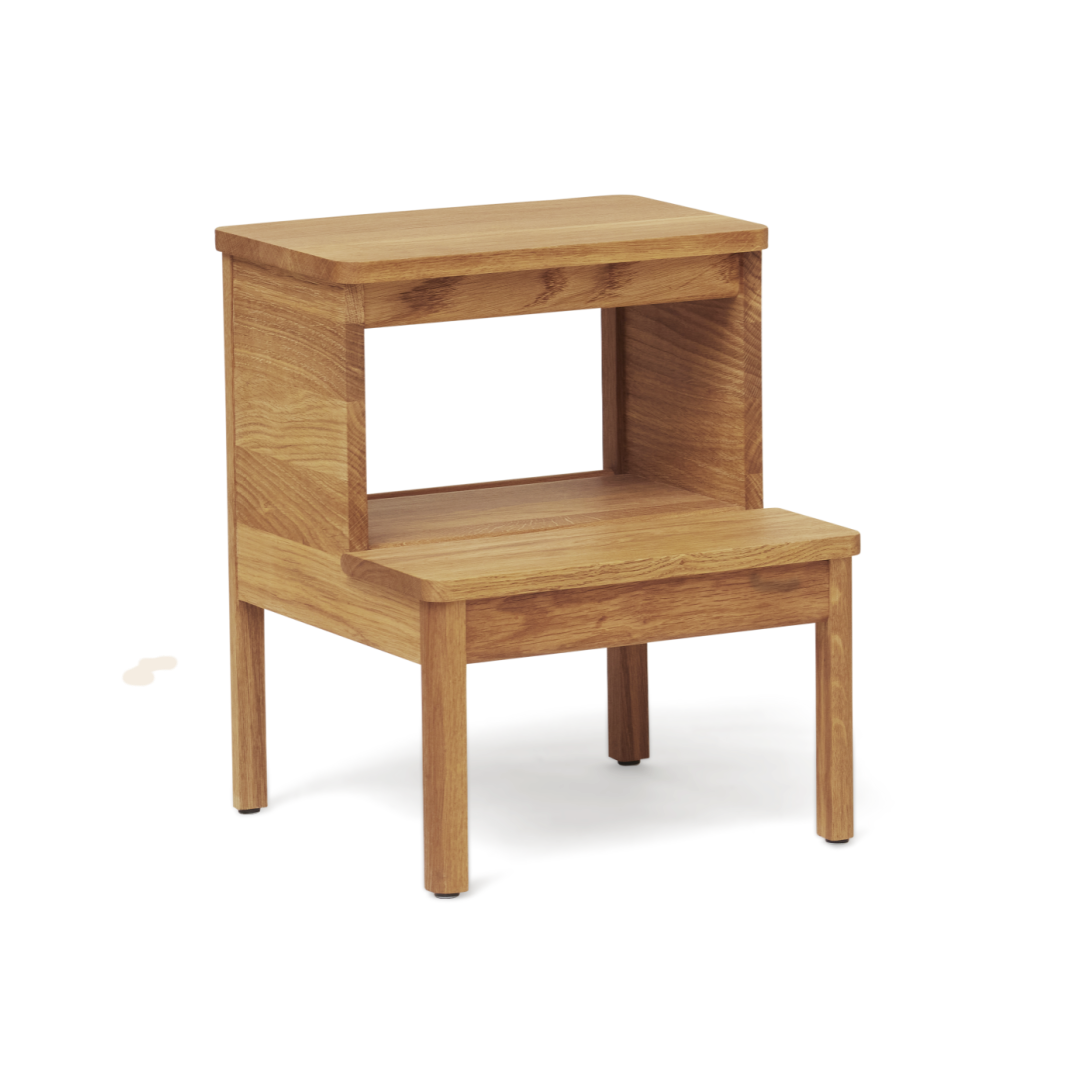 Form & Refine stepstool ‘A Line’ - oak