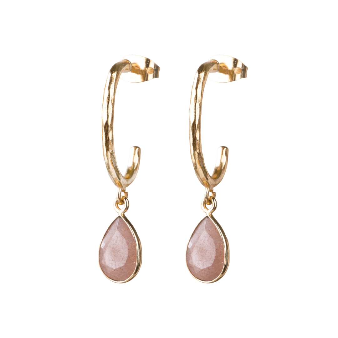 A Beautiful Story - Timeless earrings 'Admiring' peach - moonsteen