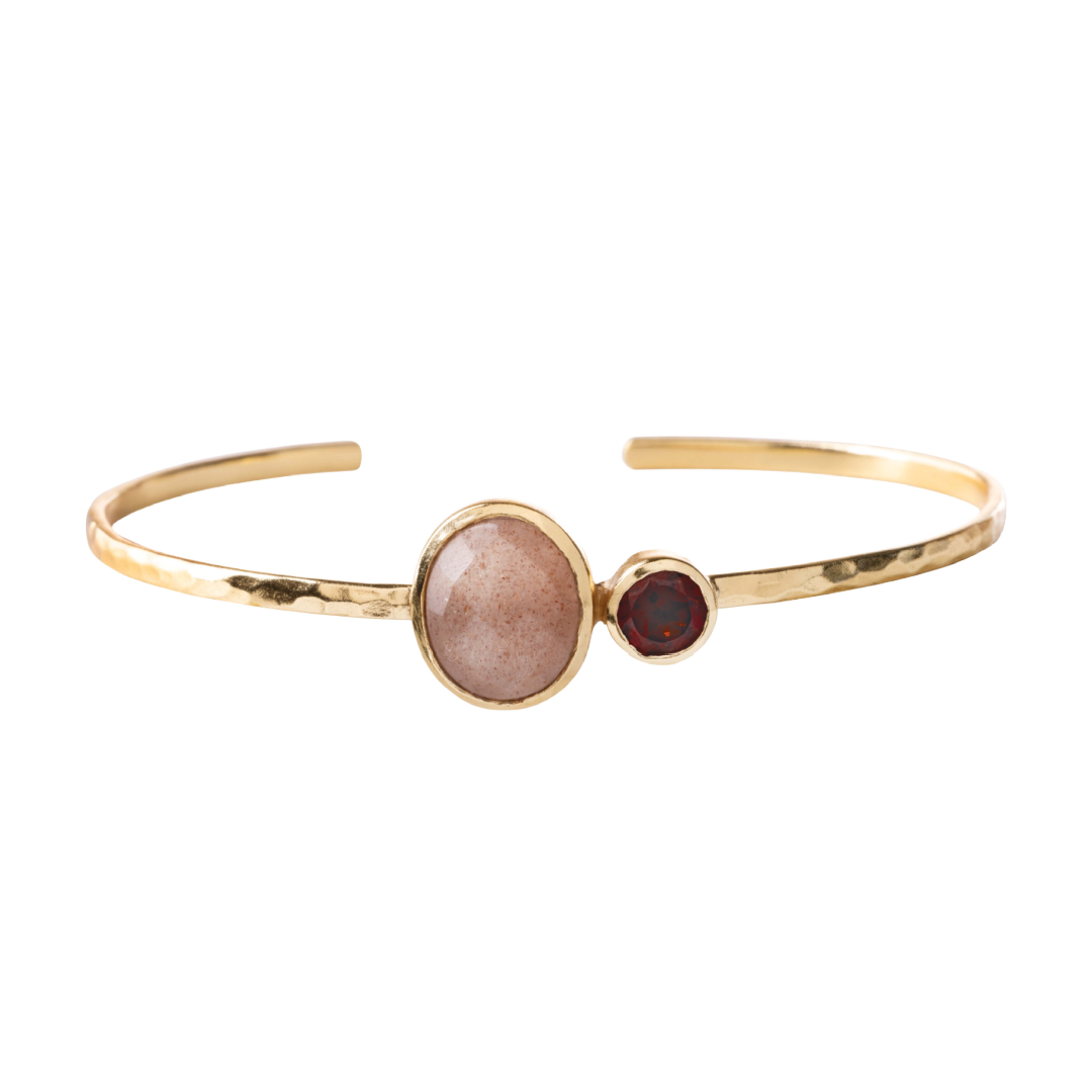 A Beautiful Story - Timeless armband 'Memorable' peach - maansteen / granaat