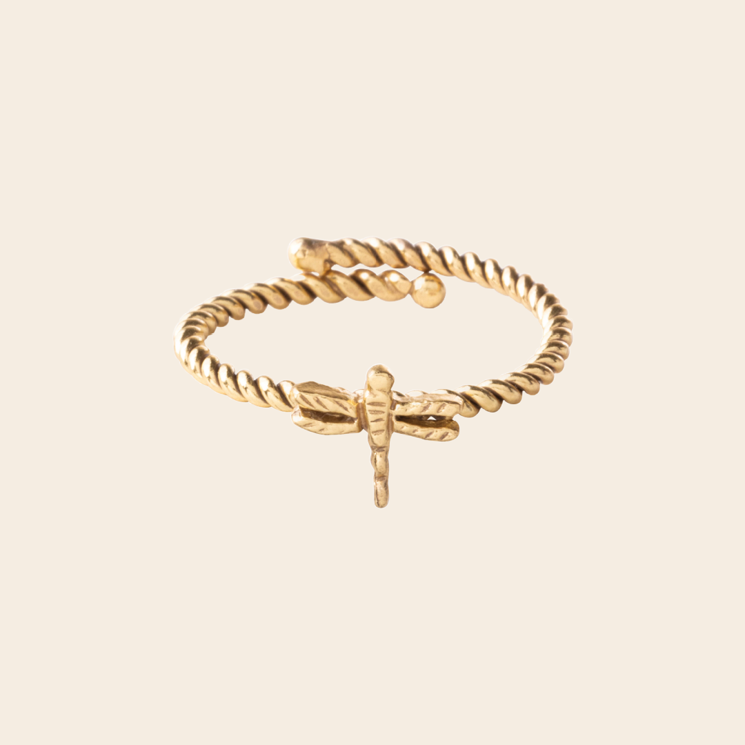 A Beautiful Story ring 'Honorable' - libelle goud