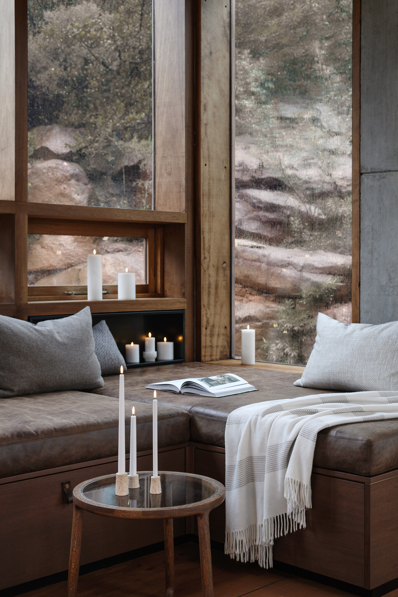 Uyuni set/2 taper candles - nordic white