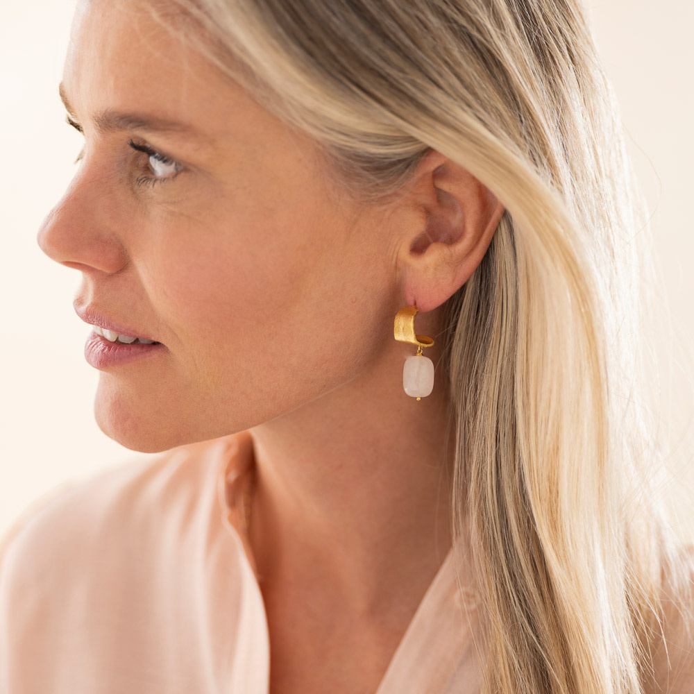 A Beautiful Story earrings 'Honest' - rose quartz