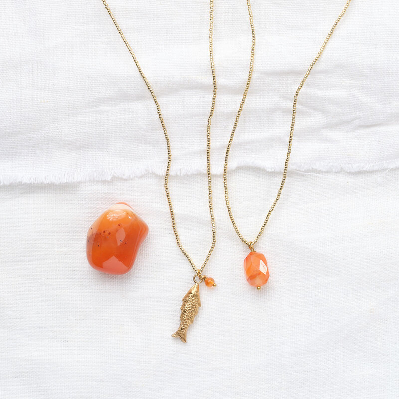A Beautiful Story necklace 'Calm' - carnelian