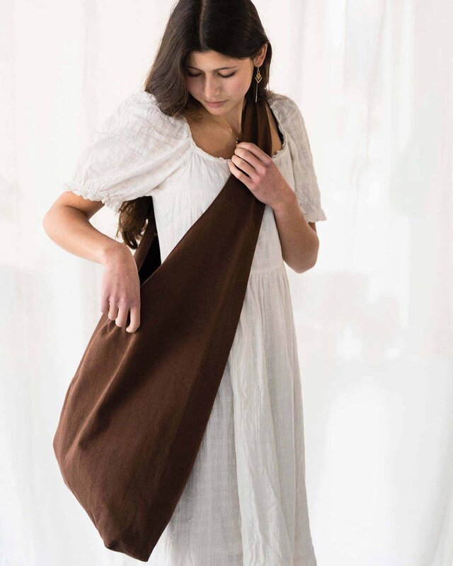 TinTok triangle tas 'Tira' canvas - bruin