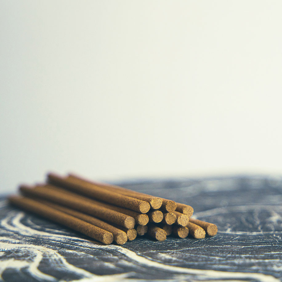 Aurora Craft wierookstokjes met houder 'Shaman'