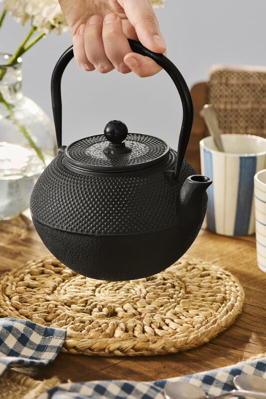 IBLaursen trivet  'Flower' - jute
