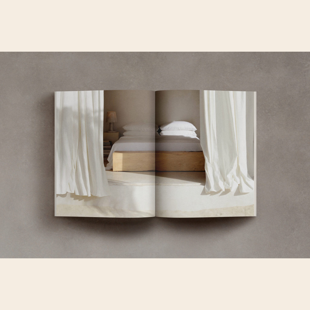 New Mags 'Barefoot Living'